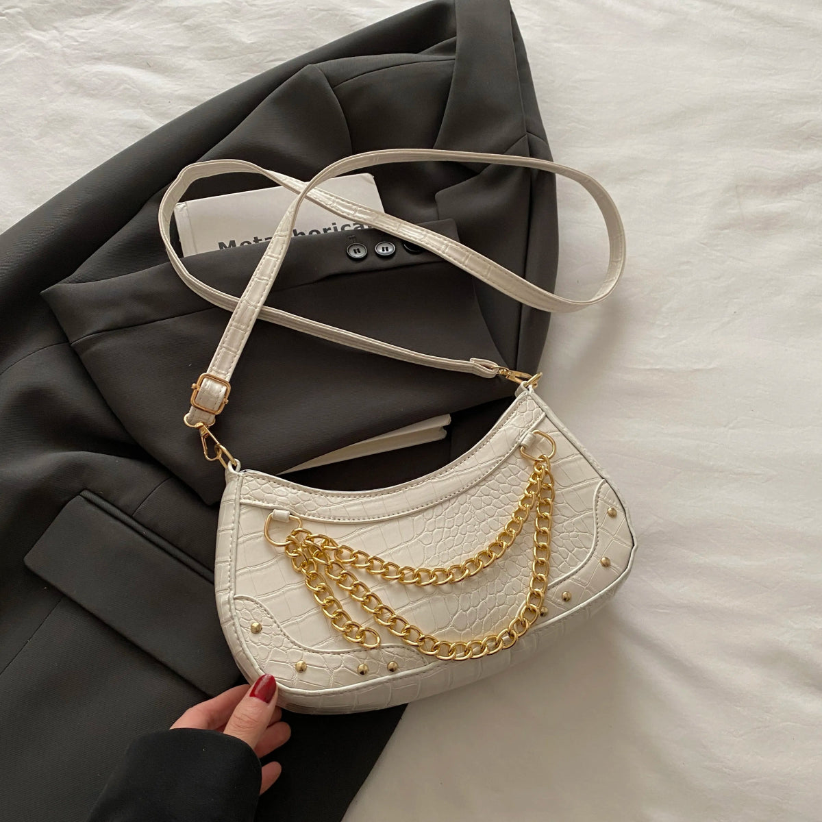TopezMart™ Exclusive Chain - Embellished Shoulder Bag - Topezmart